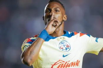 América confirma la salida de Julián Quiñones