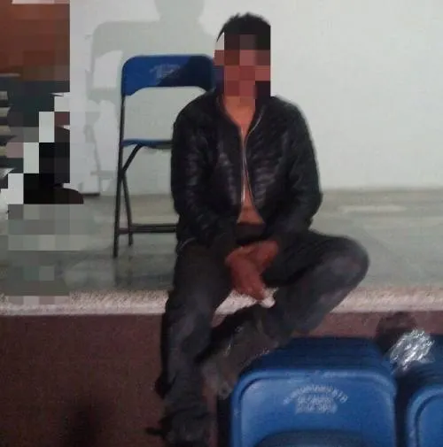 Pobladores intentan linchar a presunto delincuente, ahora en Calpan