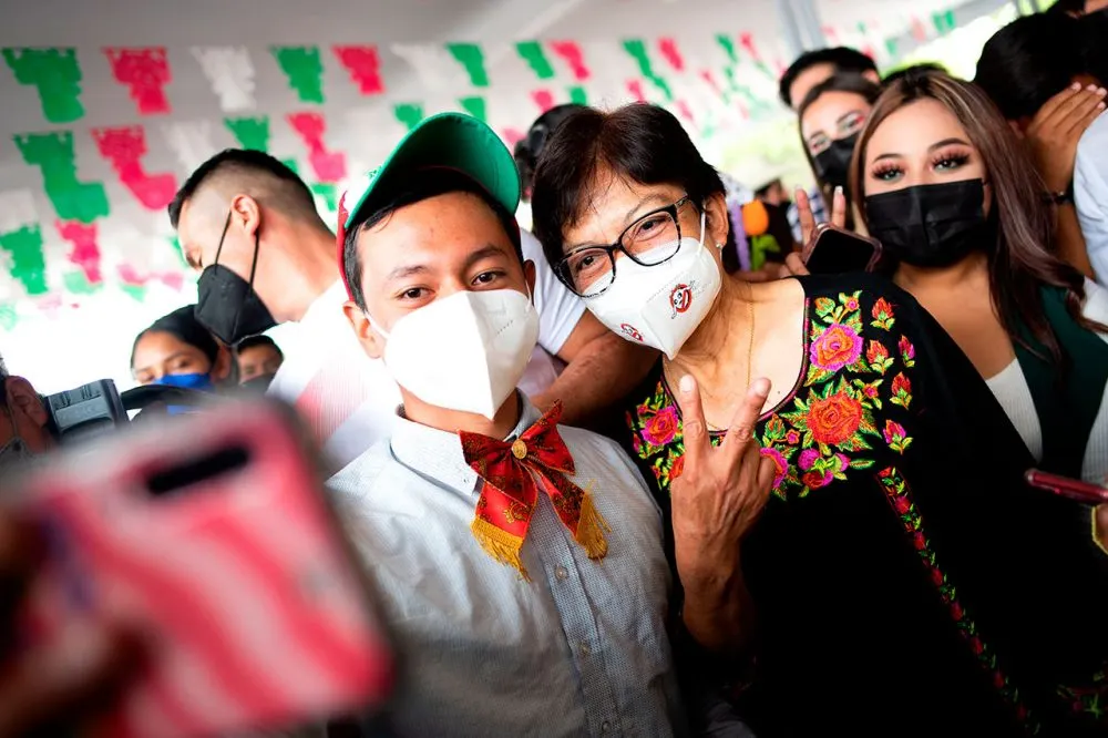 Buap Fiestas Patrias Lilia Cedillo Ramirez