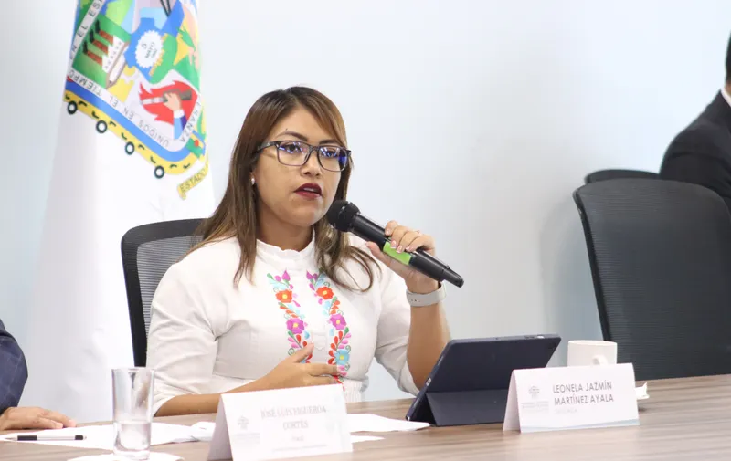 leonela-jazmin-martinez-ayala