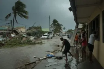 Huracán Melissa azota el Caribe y avanza hacia Cuba con fuerza devastadora