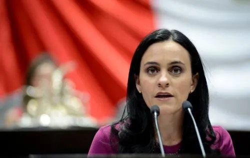 Rodríguez Della Vecchia pide foros de alertamiento sobre sexting