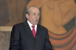 Titular del IPN acepta la renuncia de seis directores