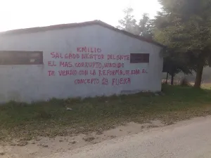 Docentes de la Sierra denuncian al SNTE 23