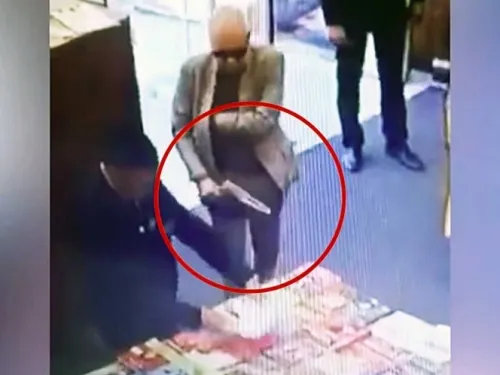 No tuve intención de robar libro: embajador en Argentina