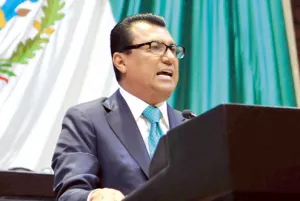 Atacan a diputado de Oaxaca; escoltas repelen agresión
