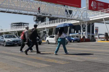 Gobierno municipal de Puebla apuesta por cruces a nivel de piso y dejará atrás puentes peatonales