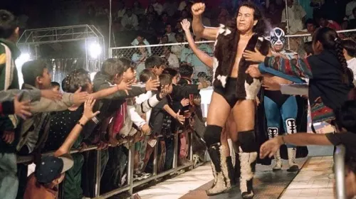 Muere ‘El Perro’ Aguayo, leyenda de la lucha libre mexicana