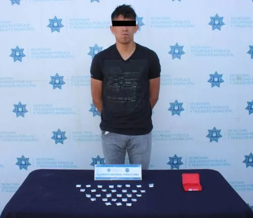 Policía Municipal de Puebla detiene a persona por delitos contra la salud