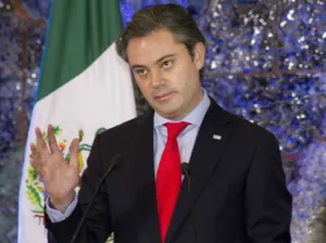Nuño rechaza que pidió la renuncia a Castillo