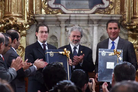 Asiste RMV a presentación del facsimilar de Humani corporis