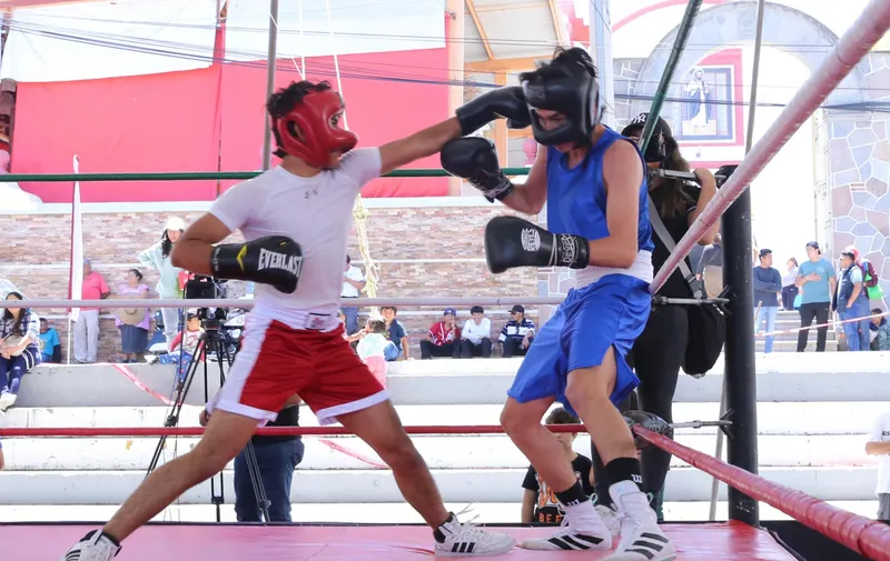 Con activaciones deportivas se promueve integración familiar y paz en juntas auxiliares