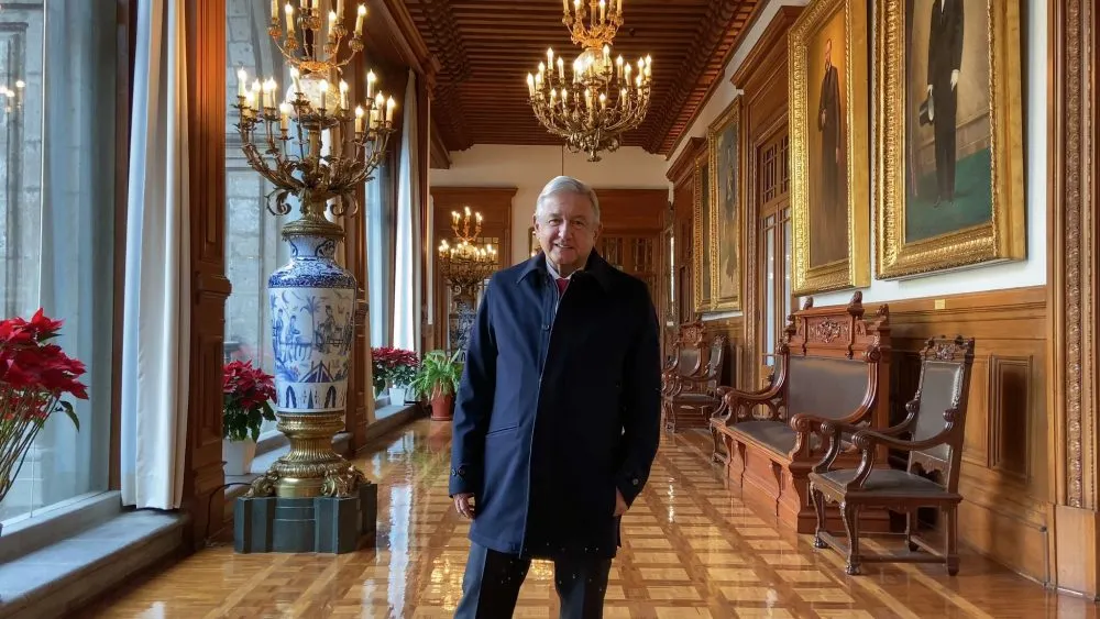 Reaparece AMLO en video agradeciendo a todos, incluso a sus adversarios