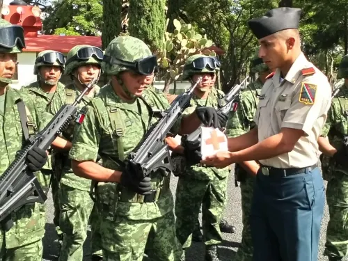 Ejército de Puebla aporta donativo a la Cruz Roja Mexicana