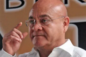 Lío de fajos de billetes en Benito Juárez podría ser por extorsión