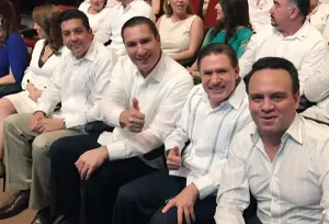 RMV asiste al 1er informe del gobernador Carlos Mendoza Davis