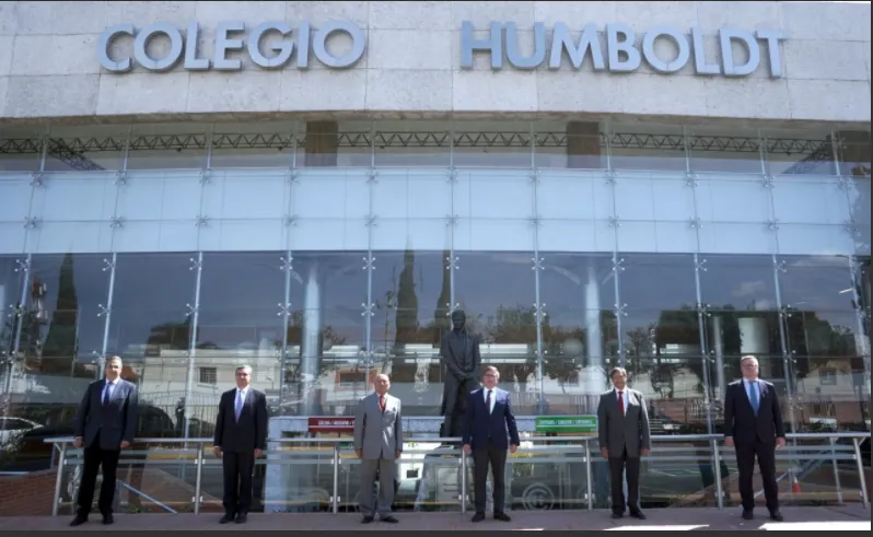 Concluye pleito por plantel entre la Fundación y el Colegio Humboldt