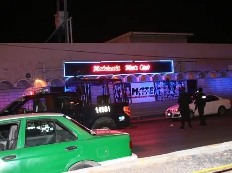 Masacran a ocho clientes de table dance en Monterrey