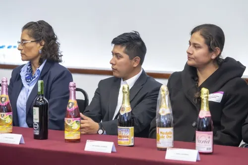 Posicionar la sidra poblana a nivel  nacional, garantiza Miguel Barbosa a productores