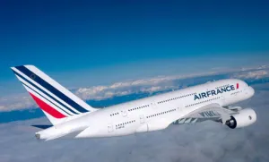 Francia recomienda a aerolínea evitar vuelos a Sierra Leona por ébola