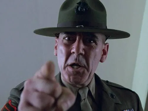 Muere R. Lee Ermey, el tirano sargento de “Full Metal Jacket”