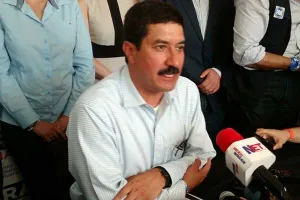 Javier Corral se declara ganador en Chihuahua