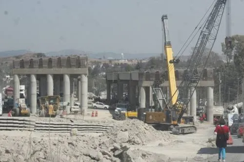 Se retrasan los trabajos en tramos elevados del Periférico a la altura Valsequillo: SCT