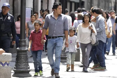 Anuncian que peatonalización en algunas calles del CH será permanente