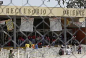 Sentencian a ex funcionario por pederastia