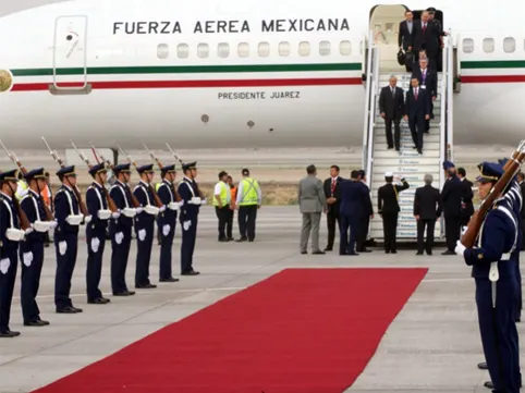 EPN arriba a Chile para estar en Cumbre Latinoamericana