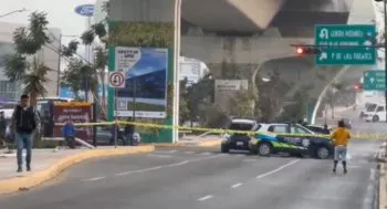 Mujer que se suicidó en el puente de la calzada Zaragoza estaría bajo tratamiento psiquiátrico