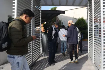 Regresan a clases presenciales estudiantes de Contaduría y Comunicación de la BUAP