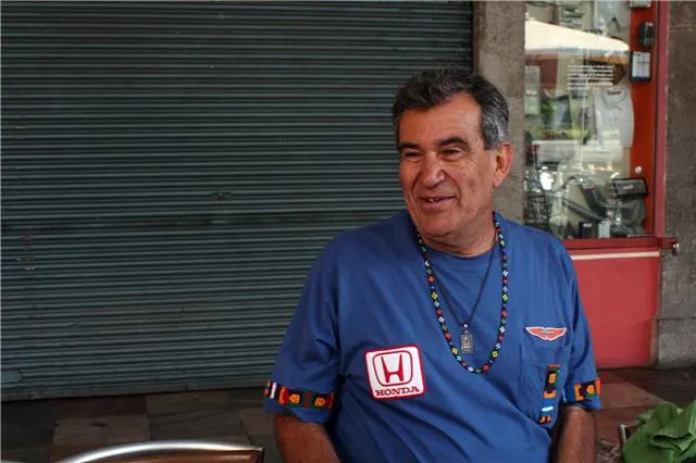 De pendejo les pago a los policías: Pepe Momoxpan