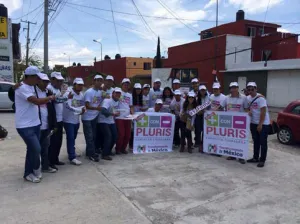 Jóvenes se suman a la iniciativa #MenosPluris