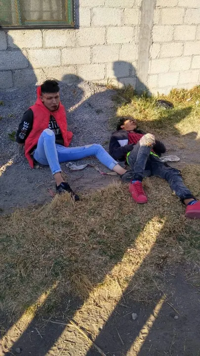 Tunden a presuntos asaltantes en la colonia Benito Juárez