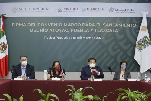 Exhorta Barbosa Huerta a ediles a clausurar empresas que contaminen el Atoyac