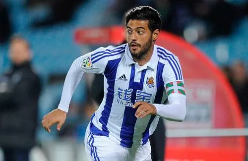 La Roma niega interés por el mexicano Carlos Vela