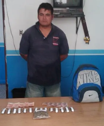 Detienen a narcomenudista; daba mil pesos por su libertad