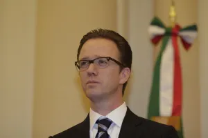 Confirma Banck baja de 50 policías de la SSPTM