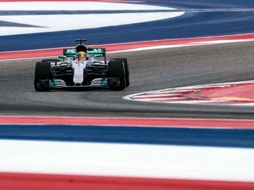 Hamilton domina las prácticas en Austin