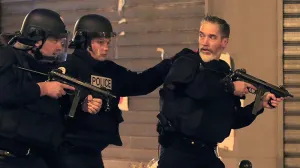 Operativo antiterrorista en París termina en tiroteo