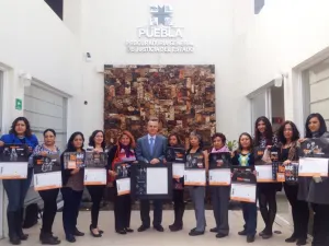 Reconoce Carrancá a usuarias del Centro de Justicia para las Mujeres