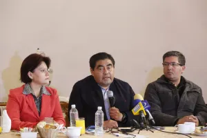 Están presionando al TEPJF para que no haya candidato en el PRD: Barbosa