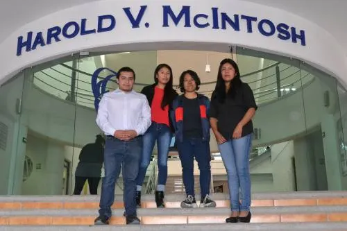 Estudiantes de la FCC diseñan sistema para separar basura mediante imágenes digitales