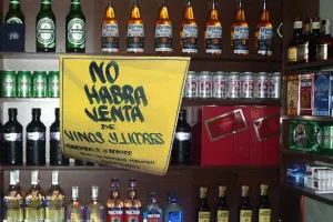 Ley seca es suspendida en restaurantes del Distrito Federal