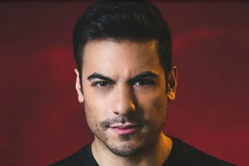 Carlos Rivera doblará a “Simba” en “El Rey León”