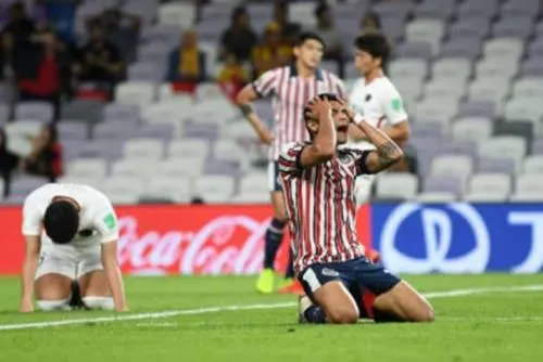 Chivas queda fuera del Mundial de Clubes; pierden 3-2 ante Kashima Antlers