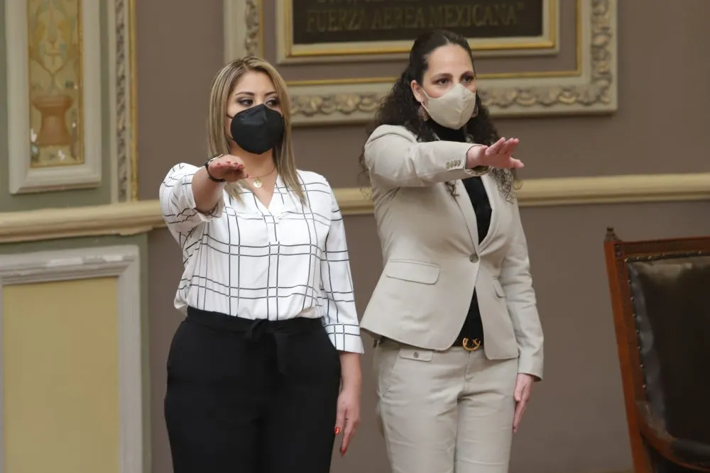 Rinden protesta dos nuevas comisionadas del ITAIPUE