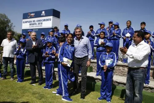 Reconoce Tony Gali a ganadores de la Olimpiada del Conocimiento Infantil