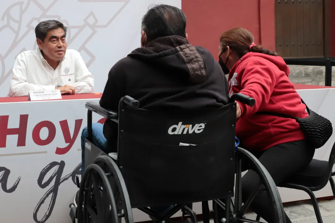 En “Martes Ciudadano” del gobernador , poblanas gestionan ampliar su negocio de comida mexicana